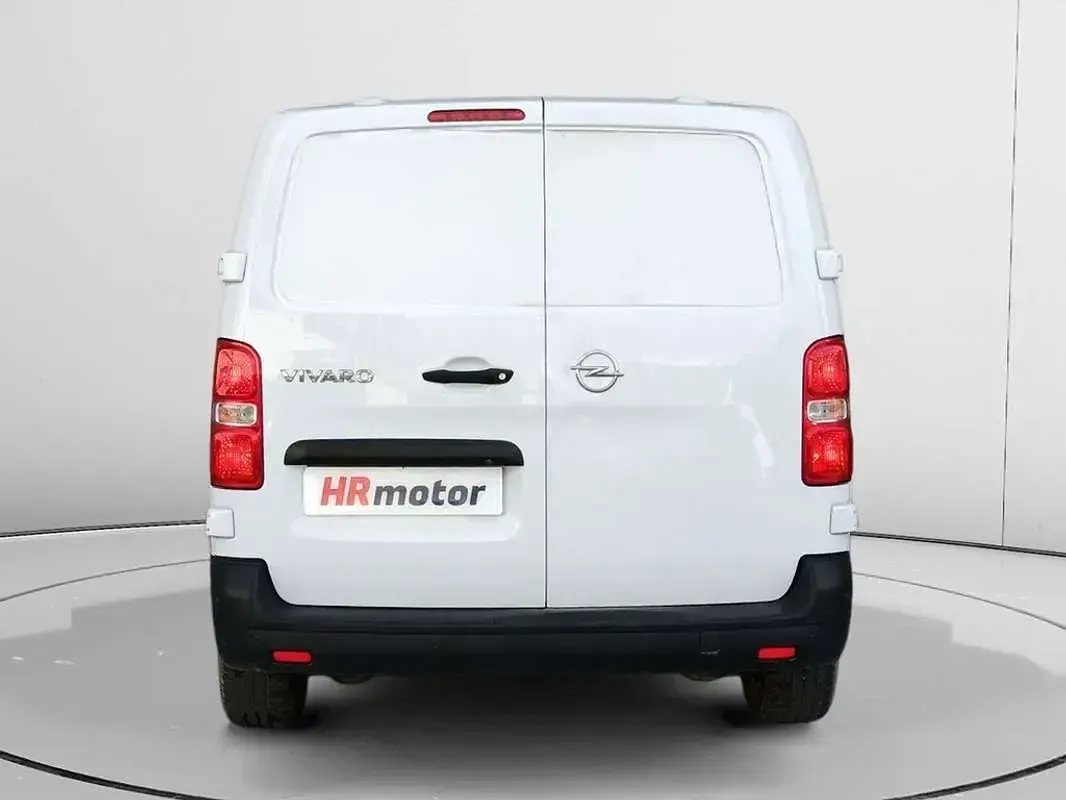 Usado Opel Vivaro-e Combi S 120 CV (88 kW) 2023 Blanco Monovolumen