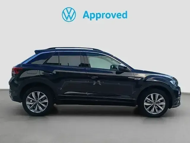 Usado VW T-Roc Advance 110 CV (80 kW) 2021 Negro SUV