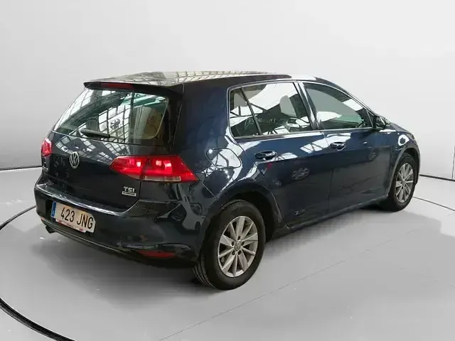Usado VW Golf VII Business 110 CV (80 kW) 2016 Azul Berlina