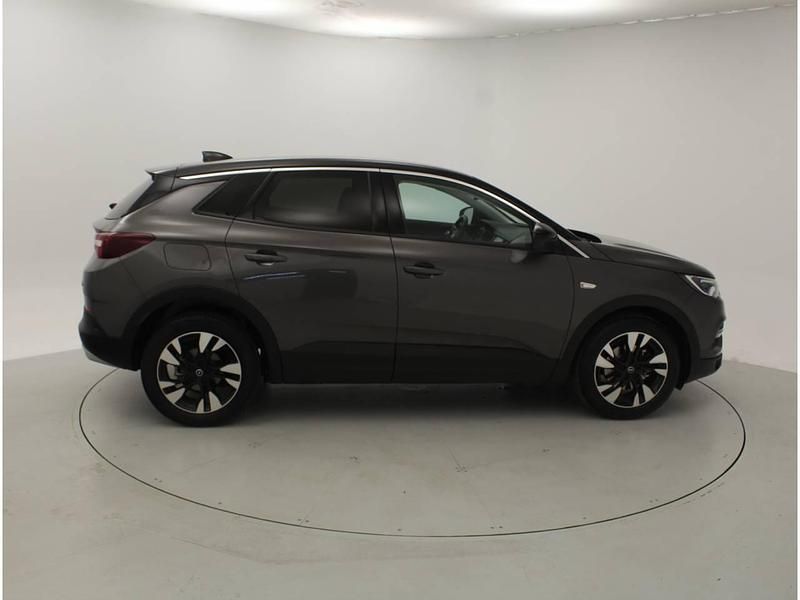 Usado Opel Grandland X Ultimate 130 CV (95 kW) 2021 Gris SUV