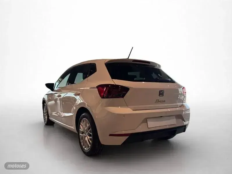 Usado Seat Ibiza XCELLENCE 115 CV (84 kW) 2025 Blanco Utilitario