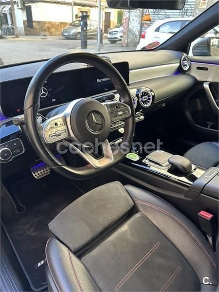 Usado Mercedes A250 224 CV (164 kW) 2021 Gris / plata Berlina