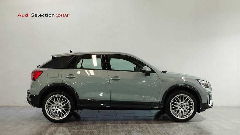 Nuevo Audi Q2 S-Line 150 CV (110 kW) 2025 Gris SUV