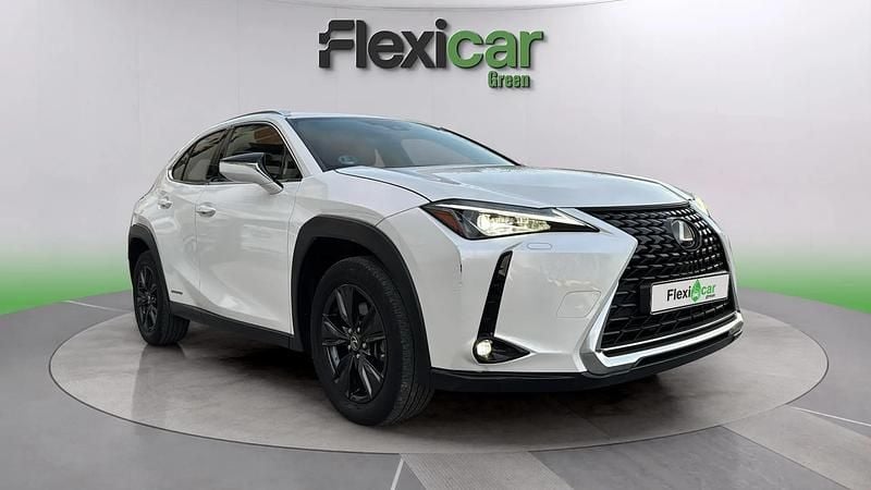 Usado Lexus UX Business Edition 184 CV (135 kW) 2022 Blanco SUV
