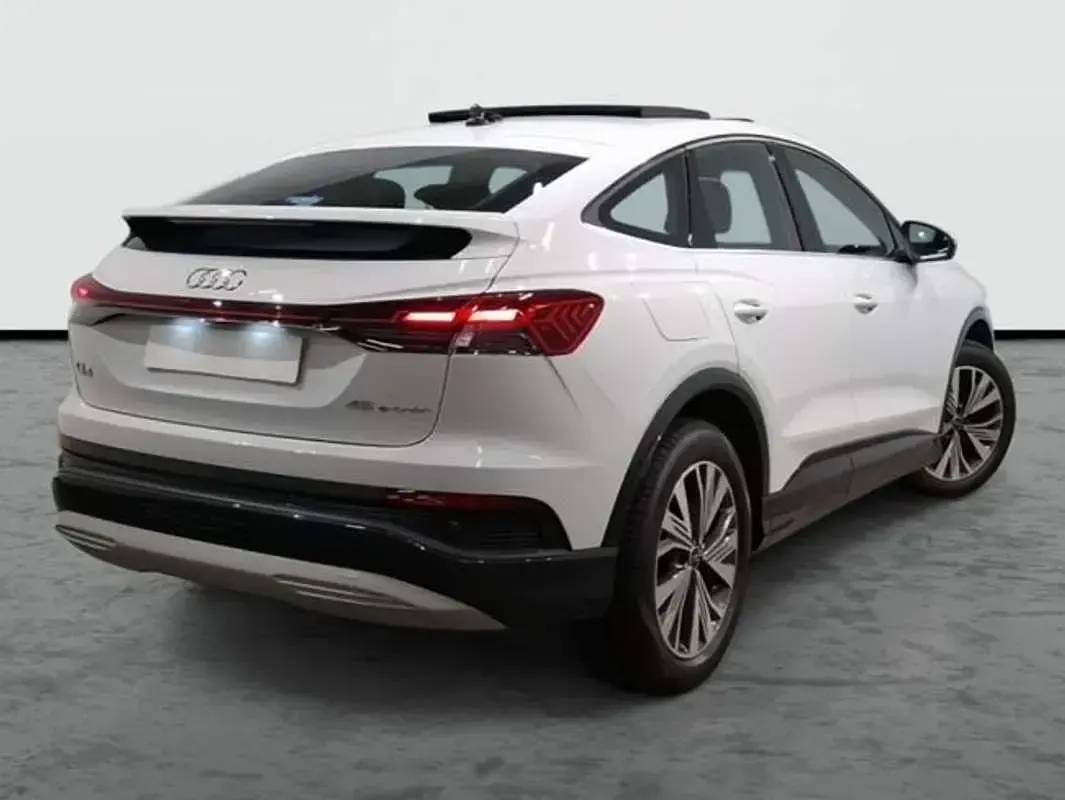 Nuevo Audi Q4 Sportback e-tron Sport 210 kW (286 CV) 2026 Blanco SUV