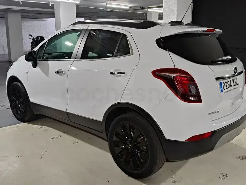 Usado Opel Mokka X Color Edition 136 CV (100 kW) 2018 Blanco SUV