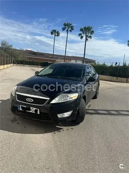 Usado Ford Mondeo Ambiente 125 CV (91 kW) 2008 Negro Berlina