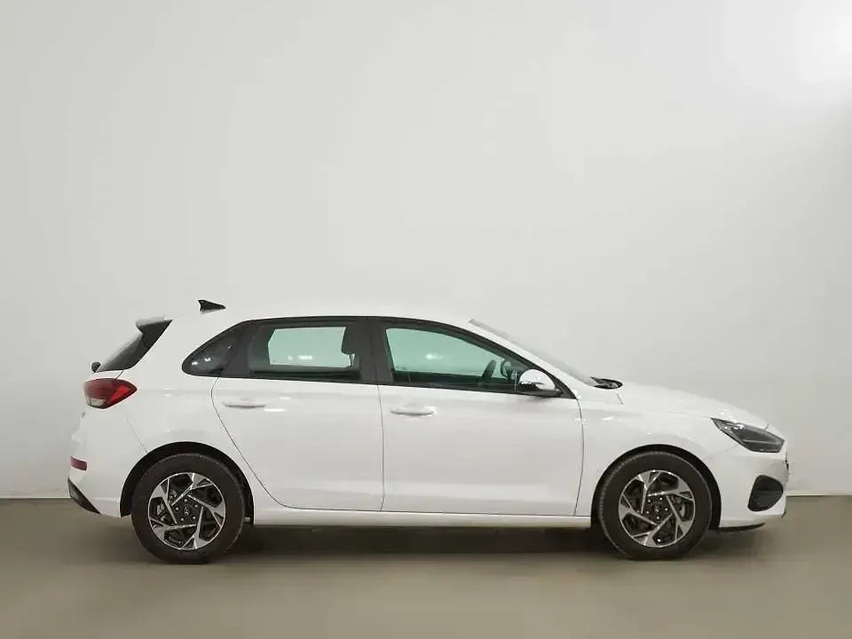 Nuevo Hyundai i30 100 CV (73 kW) 2026 Otro Berlina