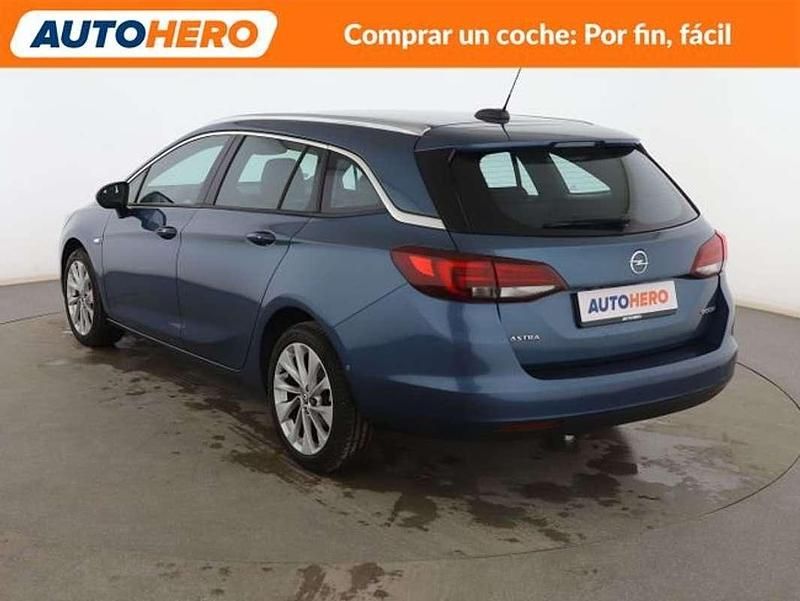 Usado Opel Astra Excellence 125 CV (91 kW) 2016 Azul Familiar