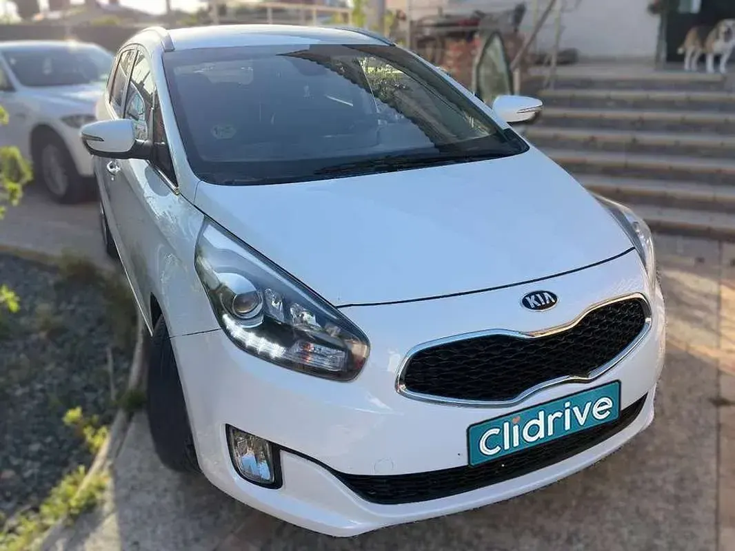 Usado Kia Carens 116 CV (85 kW) 2013 Blanco Monovolumen
