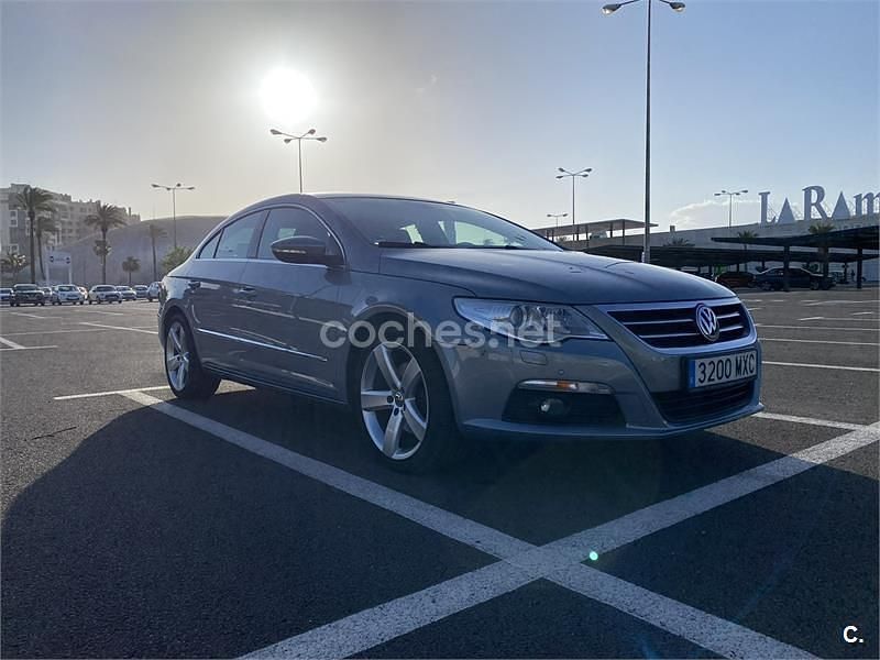 Usado VW Passat 140 CV (102 kW) 2009 Gris / plata Berlina
