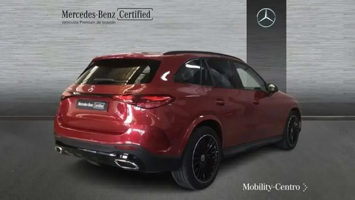 Usado Mercedes GLC220 197 CV (144 kW) 2025 Rojo SUV