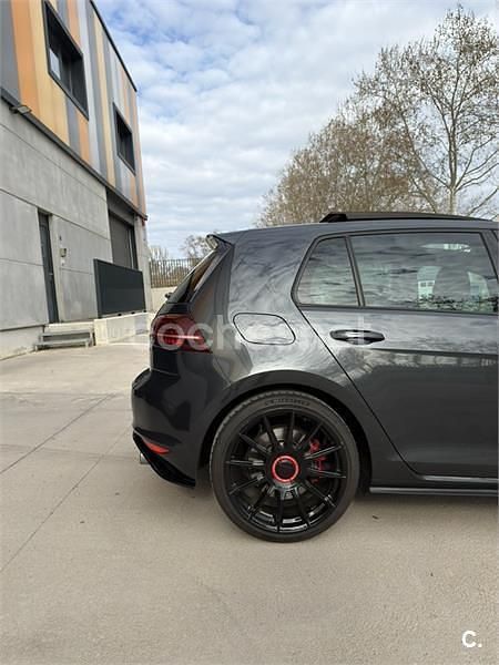 Usado VW Golf VII GTI 230 CV (169 kW) 2014 Gris / plata Berlina