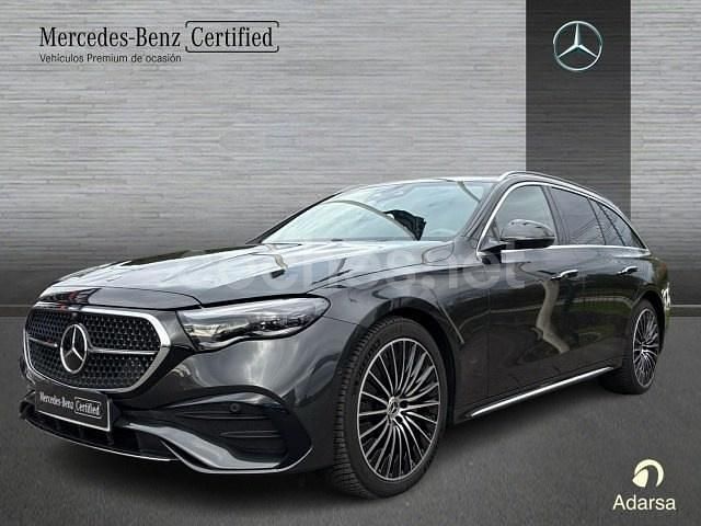 Gris / plata Usado 2025 Mercedes E220 Familiar | 82.500 € - Imagen 1/4