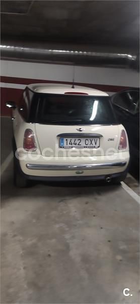 Usado Mini ONE 90 CV (66 kW) 2004 Beige Utilitario
