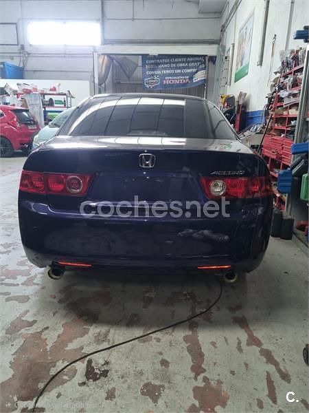 Usado Honda Accord Executive 190 CV (139 kW) 2004 Azul Berlina