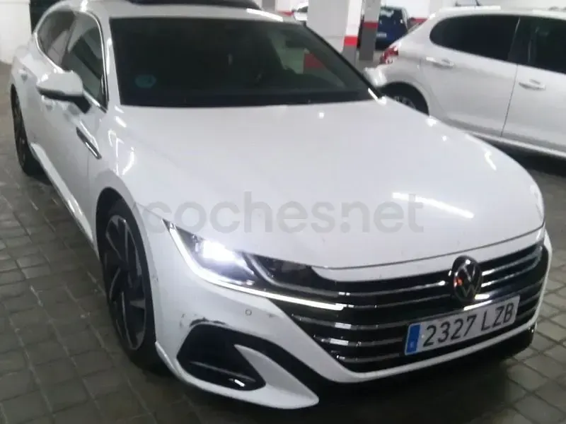 Usado VW Arteon R-line 200 CV (147 kW) 2022 Blanco Familiar