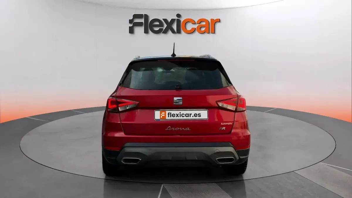 Usado Seat Arona FR 150 CV (110 kW) 2023 Burdeos SUV