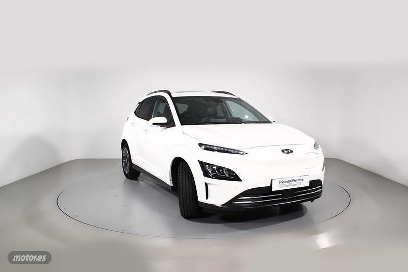 Blanco Usado 2022 Hyundai Kona Style SUV | 23.900 € (Precio justo) - Imagen 1/4