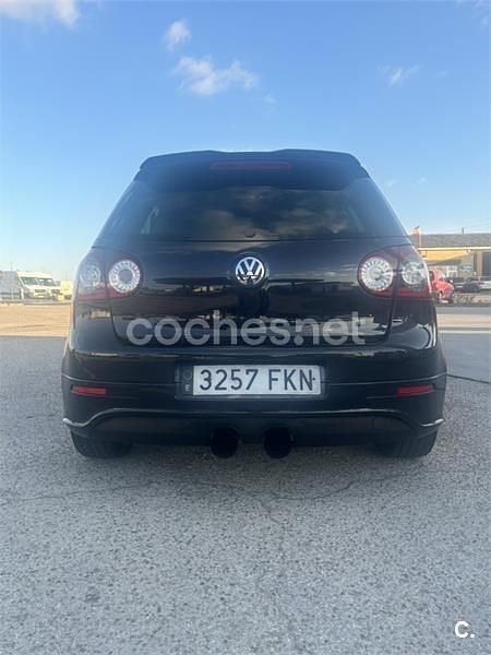 Usado VW Golf V Sportline 140 CV (102 kW) 2007 Negro Berlina