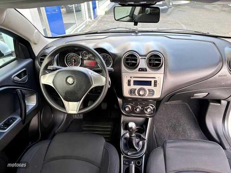 Usado Alfa Romeo MiTo 70 CV (51 kW) 2015 Blanco Utilitario