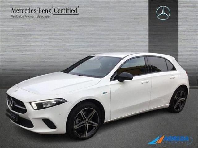 Usado Mercedes A250 Progressive 218 CV (160 kW) 2021 Blanco Berlina