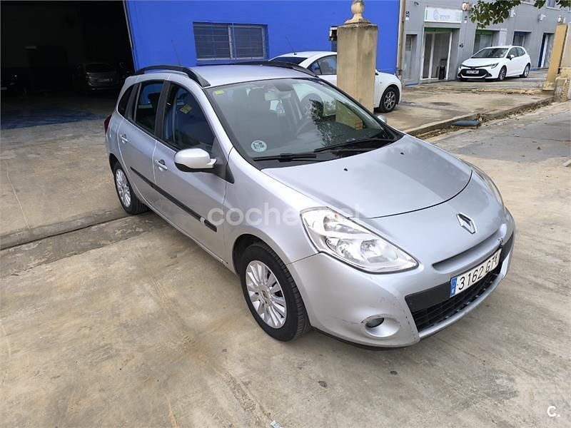 Gris / plata Usado 2010 Renault Clio GrandTour Exception Familiar | 2900 € (Precio justo) - Imagen 1/4