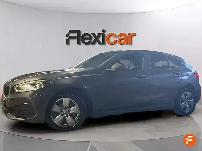 Usado BMW 116 116 CV (85 kW) 2021 Gris Utilitario