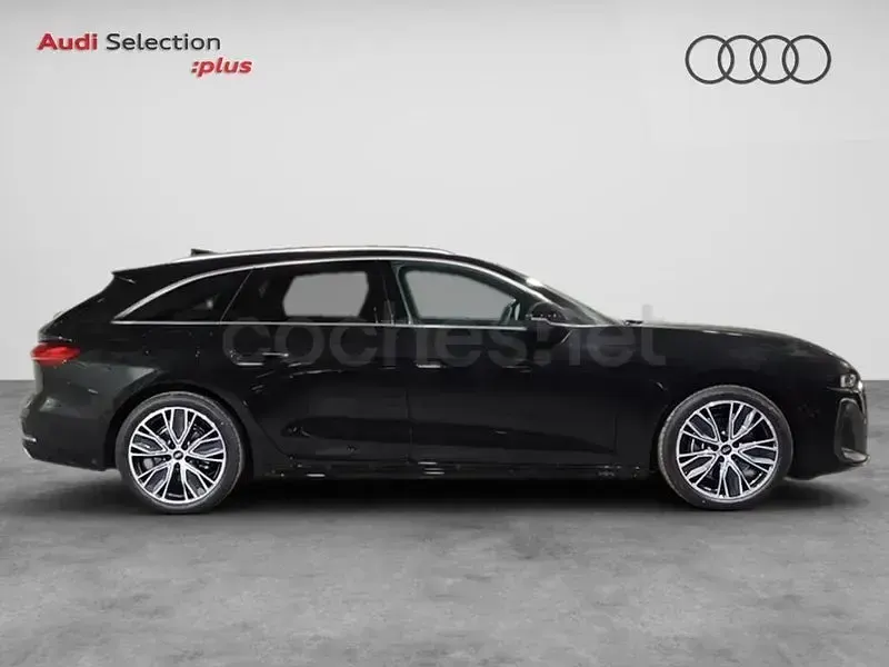 Käytetty Audi A5 Advanced 204 HP (150 kW) 2024 Musta Farmari