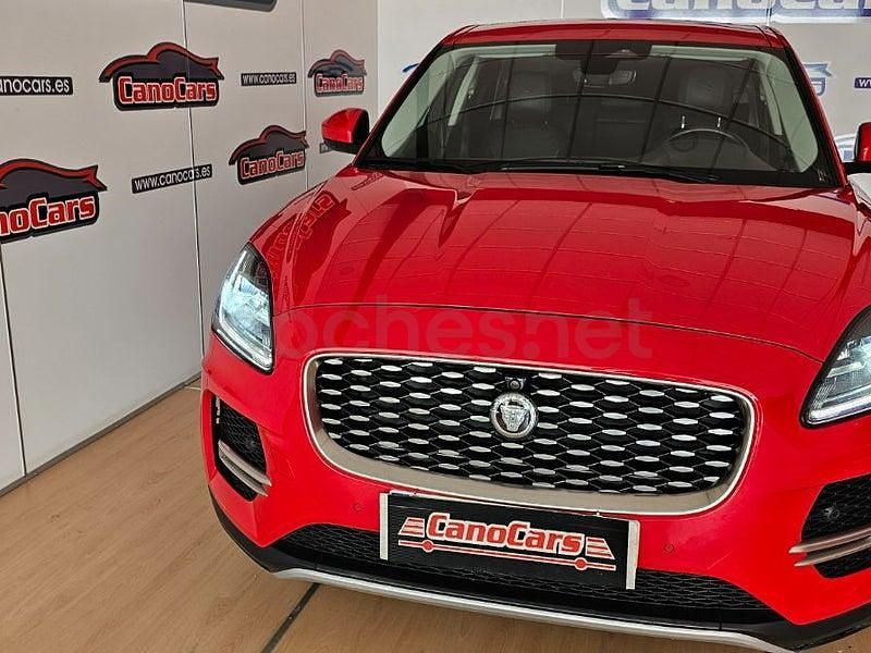 Usado Jaguar E-Pace 163 CV (119 kW) 2022 Rojo SUV