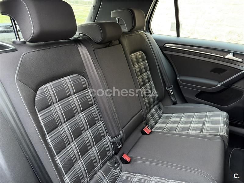 Usado VW Golf VII GTD 184 CV (135 kW) 2015 Azul Berlina