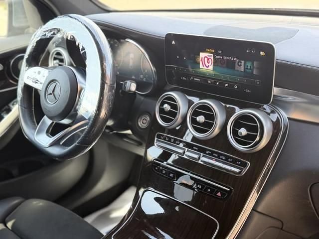 Usado Mercedes GLC220 194 CV (142 kW) 2021 Gris / plata SUV