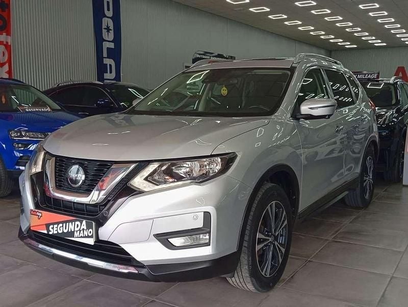 Plateado Usado 2019 Nissan X-Trail Tekna SUV | 24.400 € (Caro) - Imagen 1/4