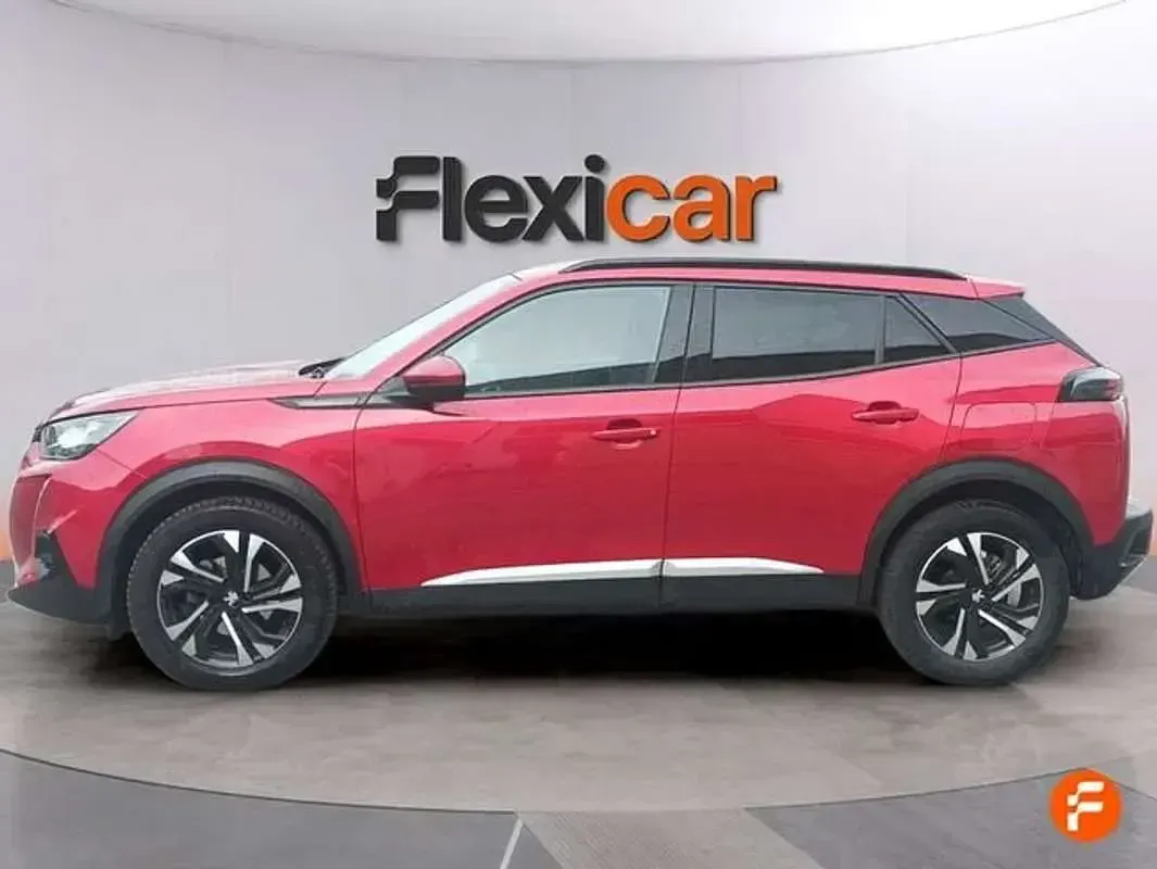 Usado Peugeot 2008 Allure 101 CV (74 kW) 2021 Burdeos SUV