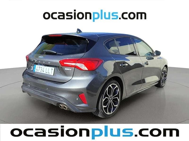 Usado Ford Focus ST-Line 155 CV (114 kW) 2020 Gris Utilitario