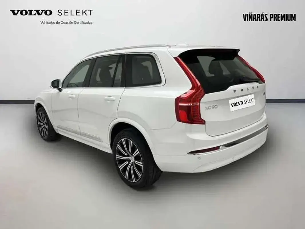 Usado Volvo XC90 Plus 235 HP (172 kW) 2023 Branco SUV