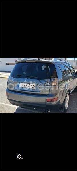 Usado Mitsubishi Outlander Intense+ 140 CV (102 kW) 2008 Gris / plata SUV