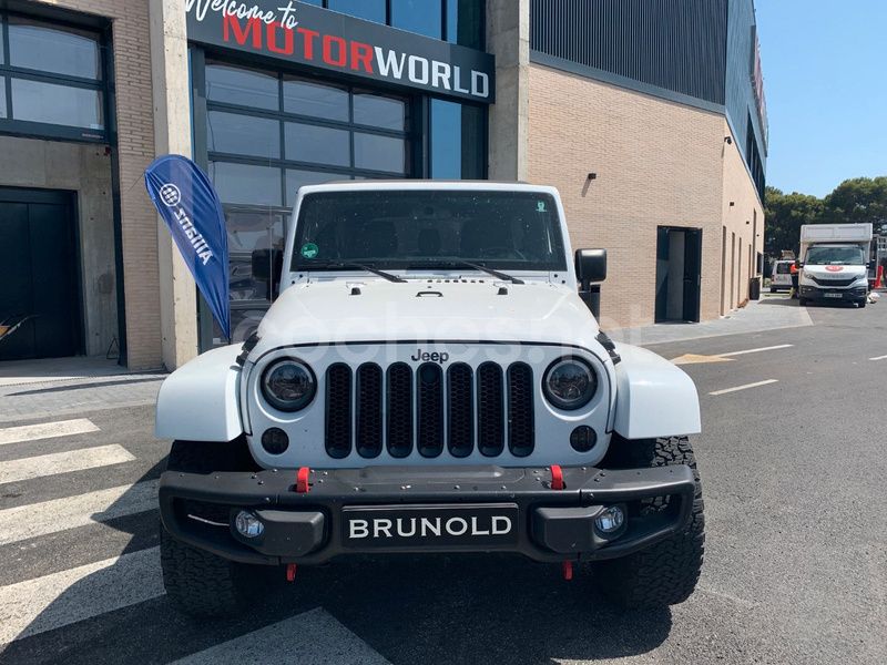 Blanco Usado 2012 Jeep Wrangler Sahara SUV | 24.900 € (Precio justo) - Imagen 1/4
