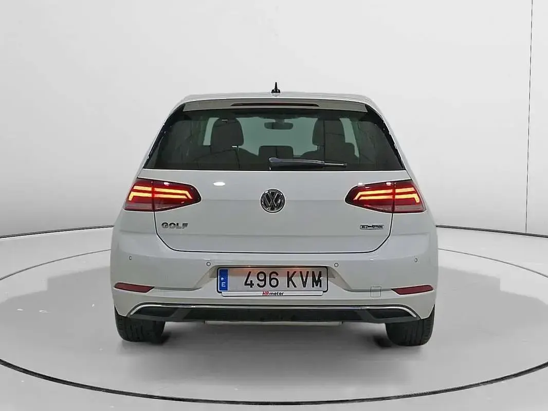 Usado VW Golf VII Advance 131 CV (96 kW) 2019 Blanco Utilitario