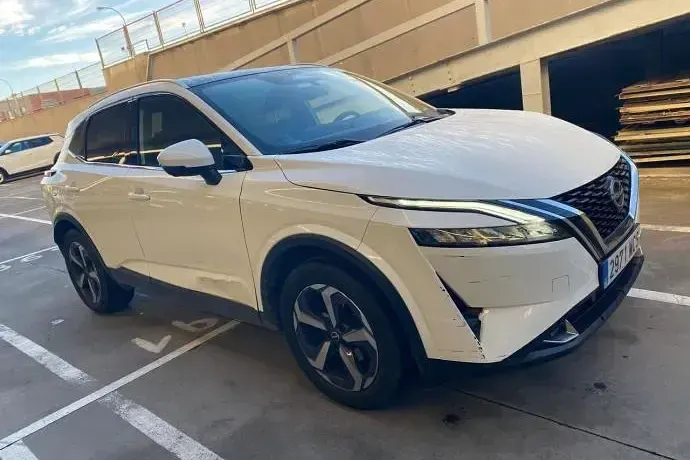 Usado Nissan Qashqai N-Connecta 141 CV (103 kW) 2022 Blanco SUV