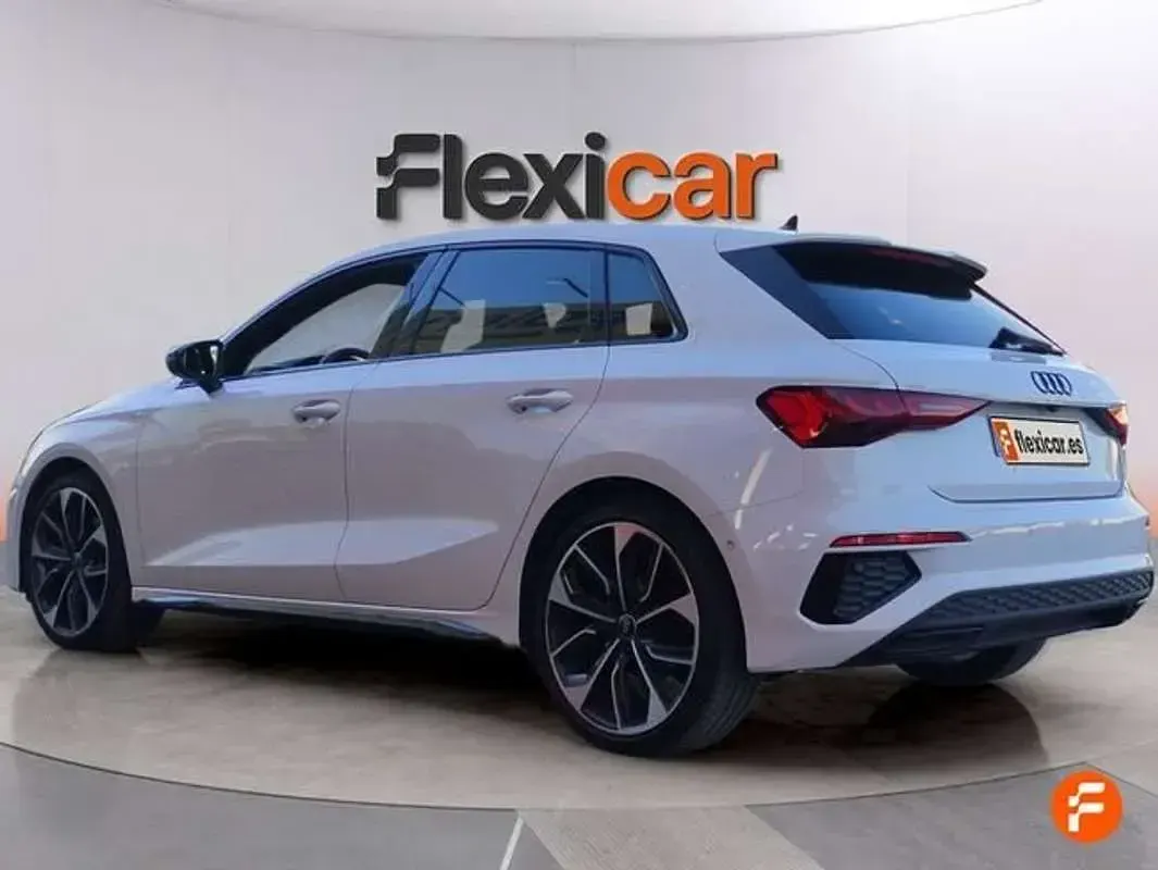 Usado Audi A3 Sportback 116 CV (85 kW) 2024 Blanco Utilitario