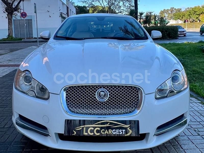 Usado Jaguar XF Luxury 240 CV (176 kW) 2010 Blanco Berlina