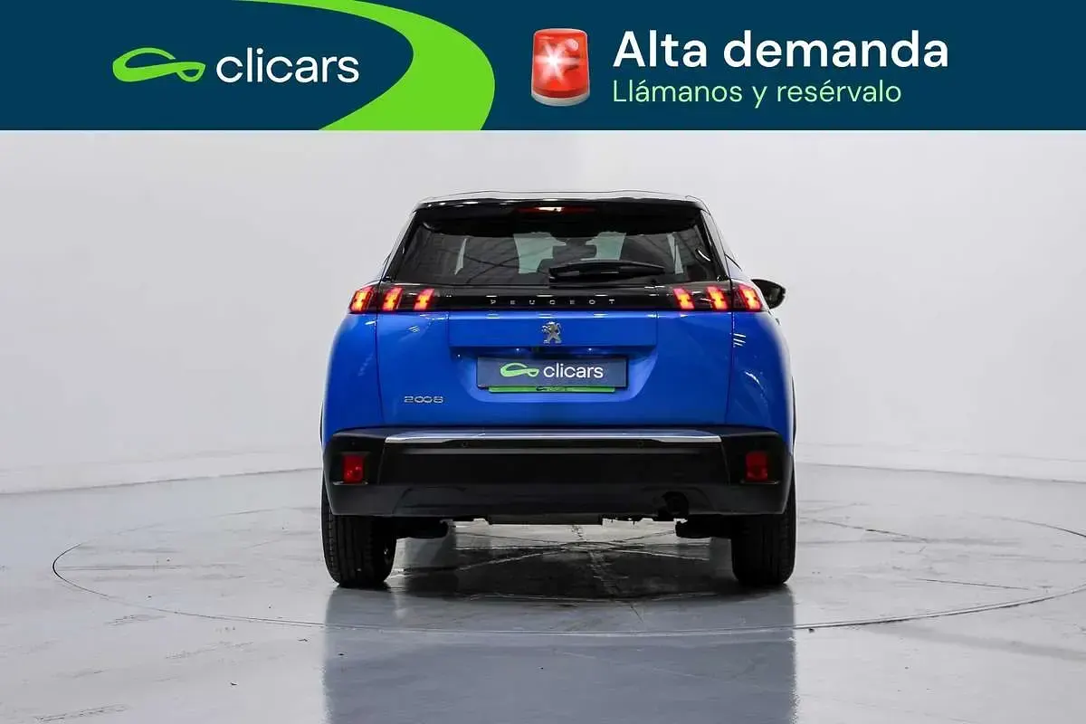 Usado Peugeot 2008 Active 101 CV (74 kW) 2020 Azul SUV