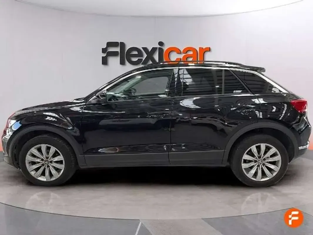 Usado VW T-Roc Advance 150 CV (110 kW) 2021 Negro SUV