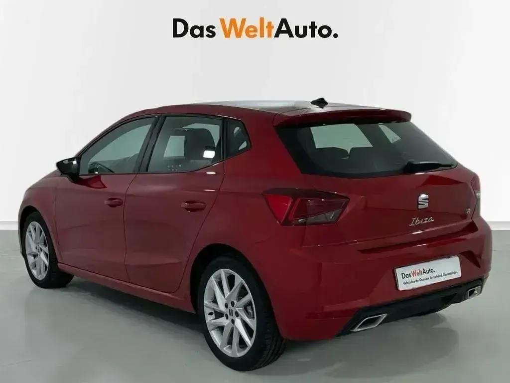 Usado Seat Ibiza FR 150 CV (110 kW) 2023 Rojo Utilitario