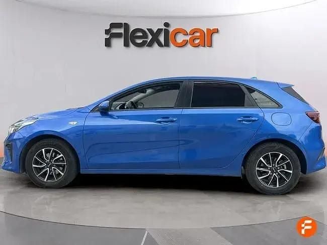 Begagnad Kia Ceed Plus 100 HK (73 kW) 2018 Blå Halvkombi
