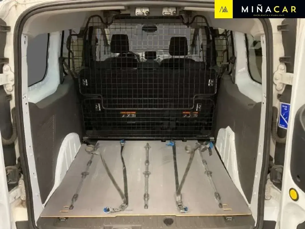 Usado Ford Transit Trend 99 CV (72 kW) 2019 Blanco Van