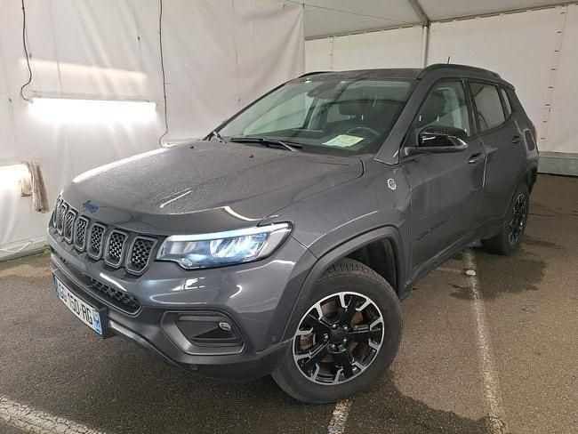 Usado Jeep Compass Trailhawk 241 CV (177 kW) 2022 Gris SUV