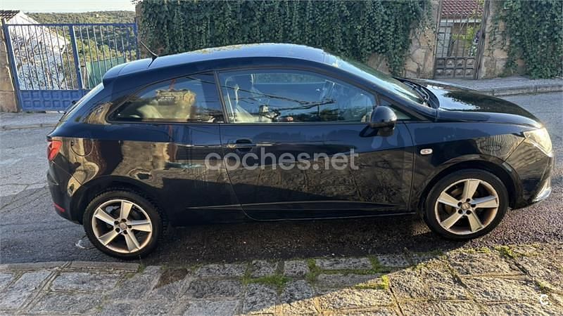 Usado Seat Ibiza SC Style 90 CV (66 kW) 2012 Negro Utilitario