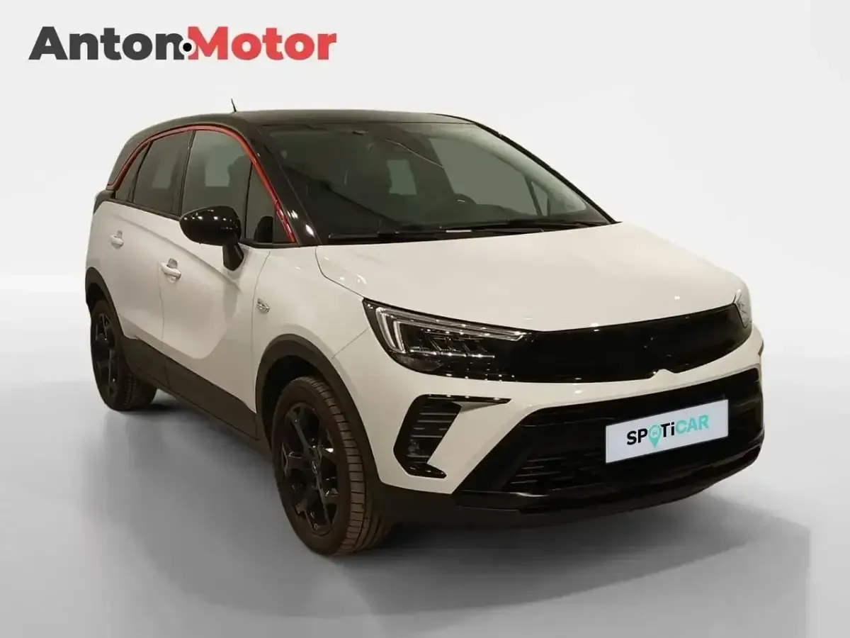 Usado Opel Crossland 110 CV (80 kW) 2023 Blanco SUV